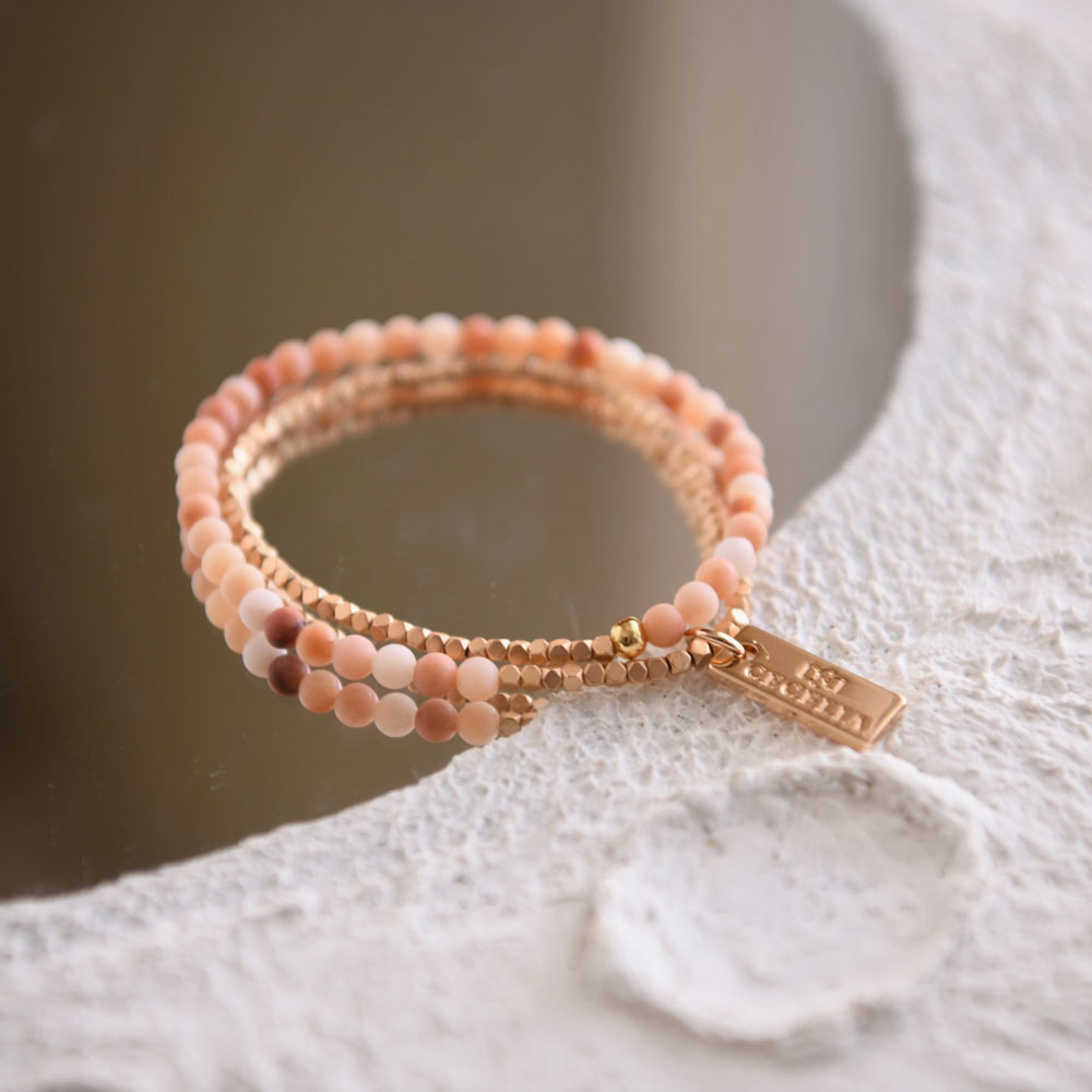 Pfirsich-Achat und Gold Double Wrap Armband - Cecelia Designs Jewelry