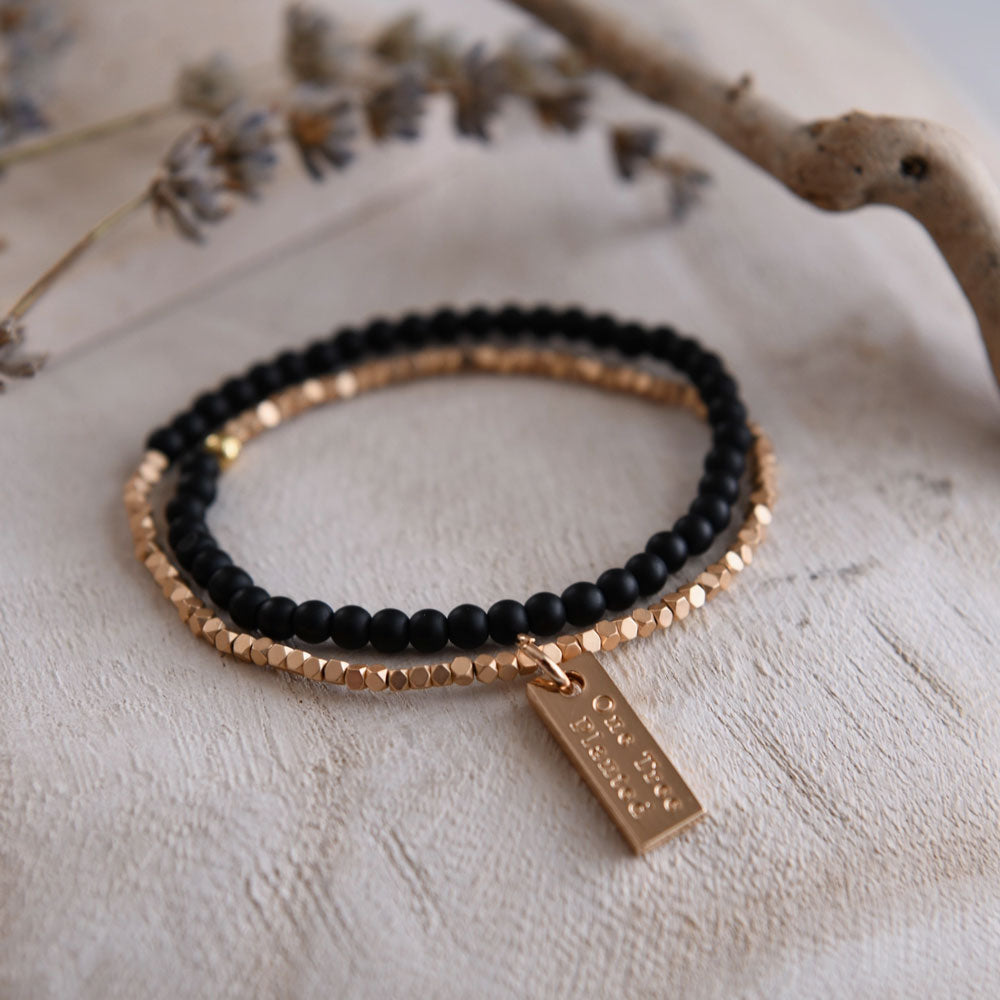 Schwarzer Achat und Gold Double Wrap Armband - Cecelia Designs Jewelry