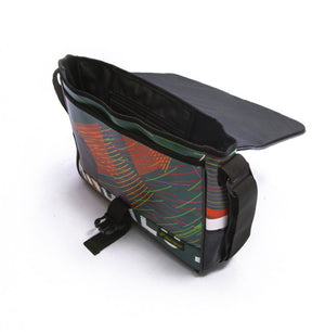 Borne Verde Messenger bag - Demano - Lessful
